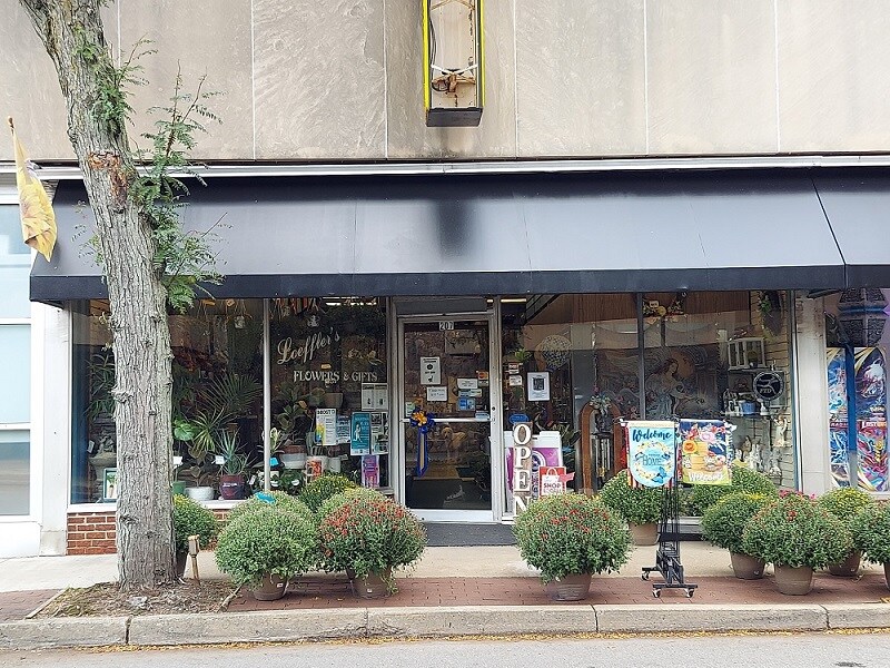 Storefront of Loeffler's